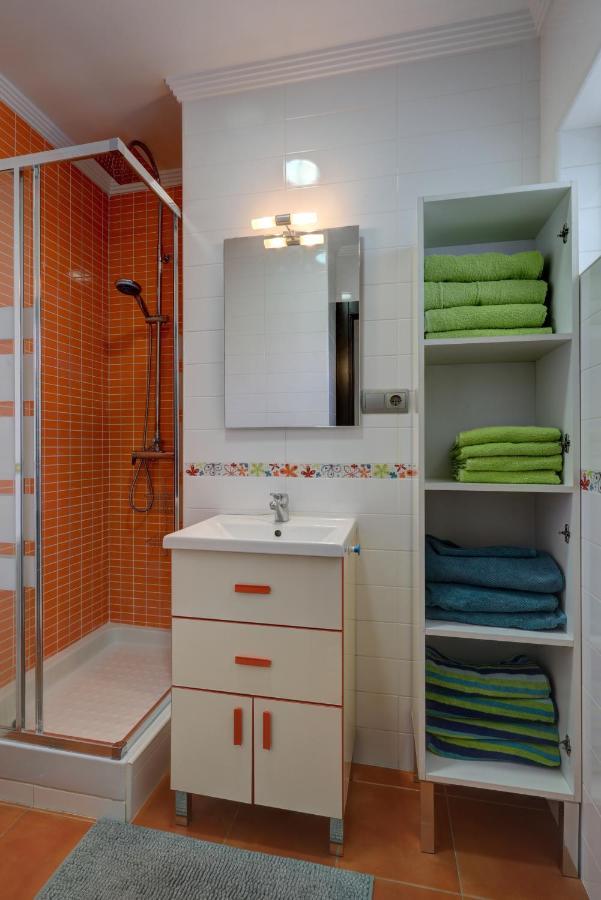 Apartamento 071 - Beachside Studio Perfect For A Family Getaway Torremolinos Exterior foto