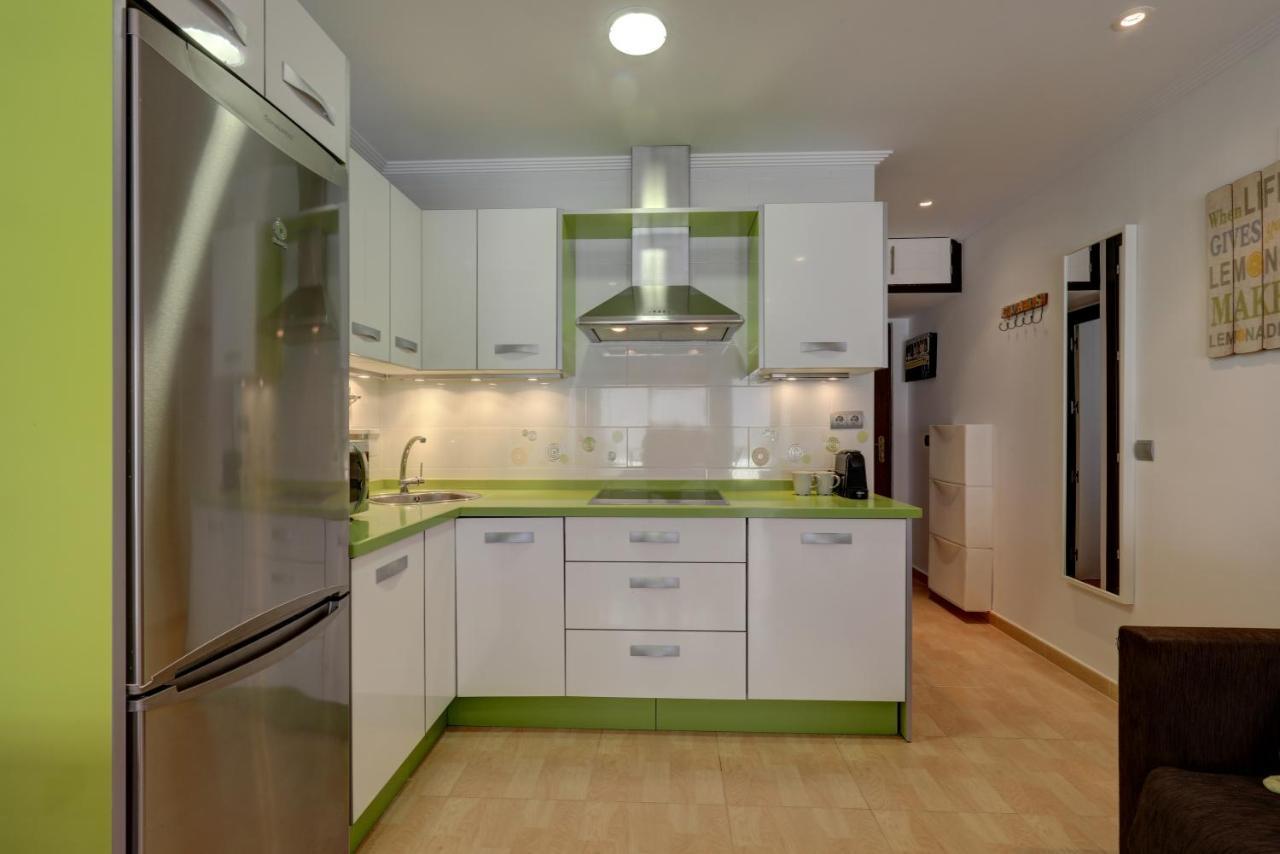 Apartamento 071 - Beachside Studio Perfect For A Family Getaway Torremolinos Exterior foto