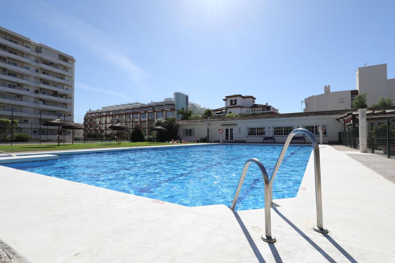 Apartamento 071 - Beachside Studio Perfect For A Family Getaway Torremolinos Exterior foto