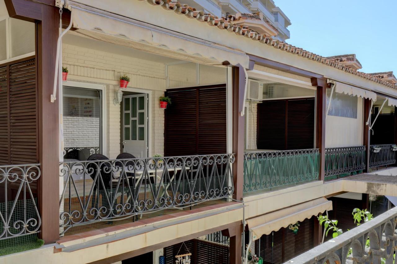 Apartamento 071 - Beachside Studio Perfect For A Family Getaway Torremolinos Exterior foto
